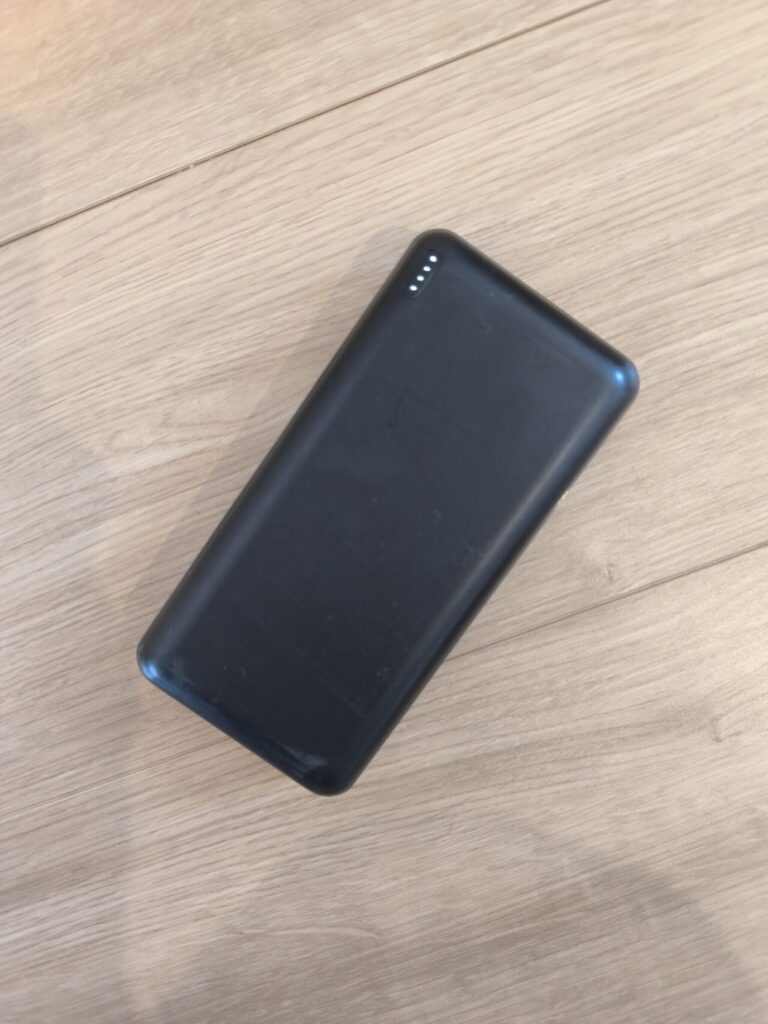 エアラブに使っているモバイルバッテリー